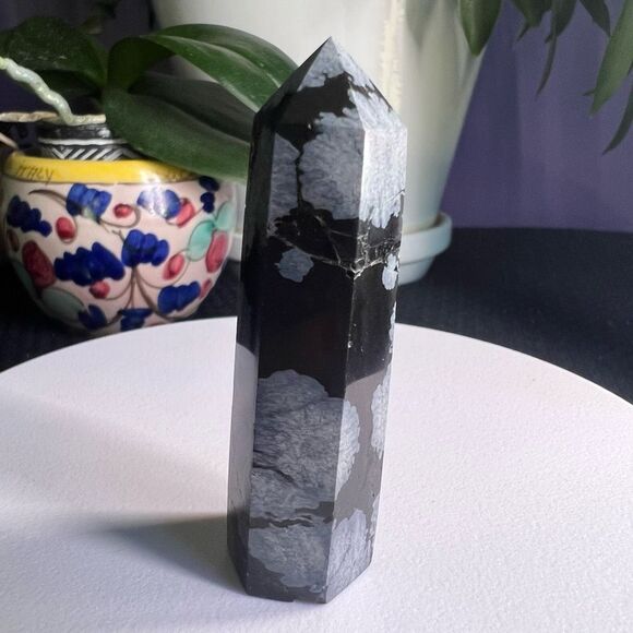 Snowflake Obsidian Crystal Tower (#15) - Picture 6 of 11